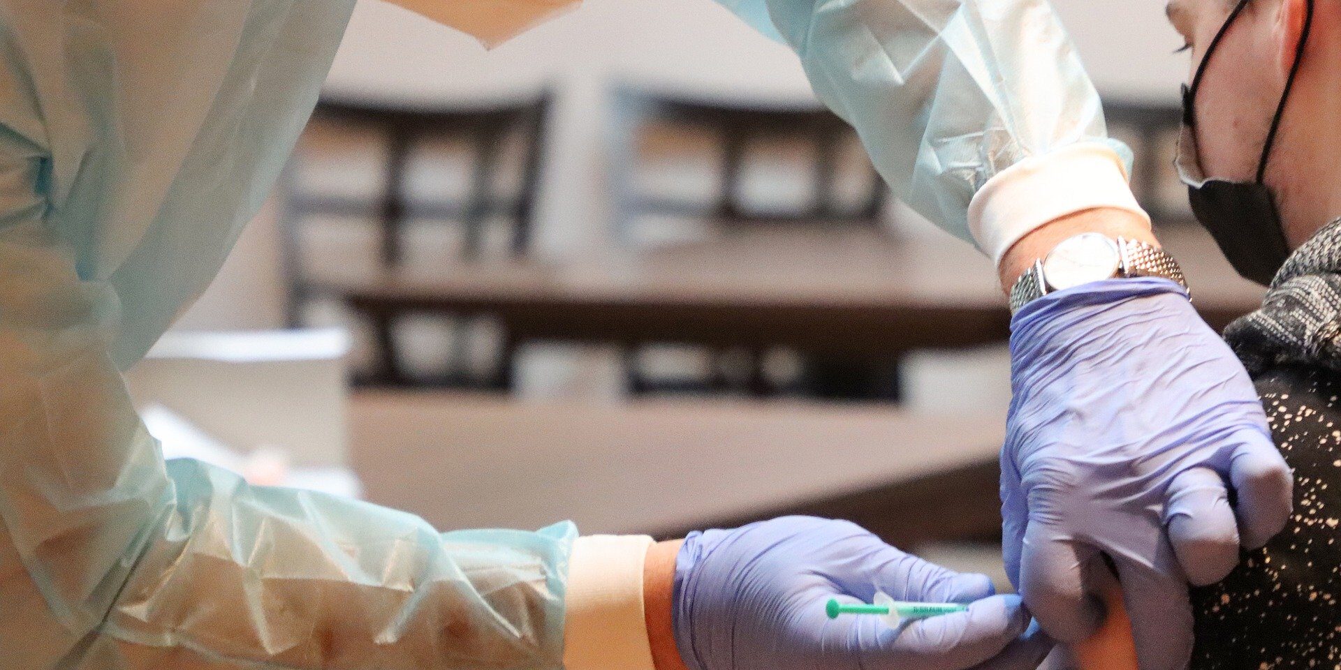 vaccination-5884515_1920