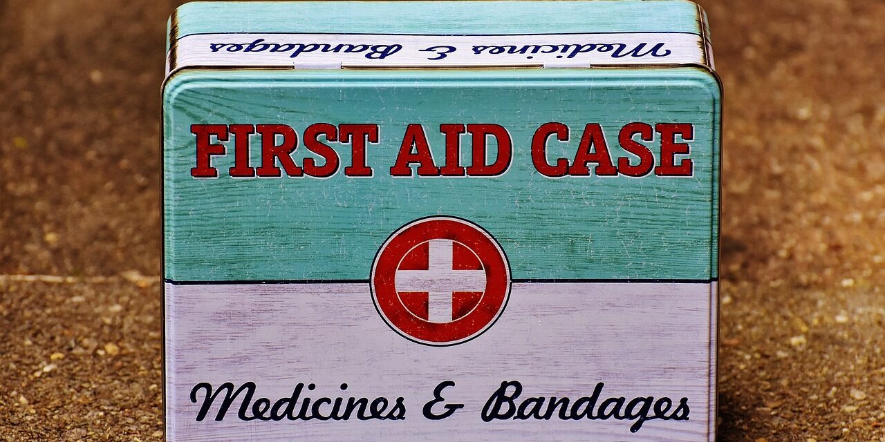 first-aid-g6f5a70ef4_1280