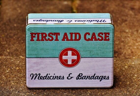 first-aid-g6f5a70ef4_1280