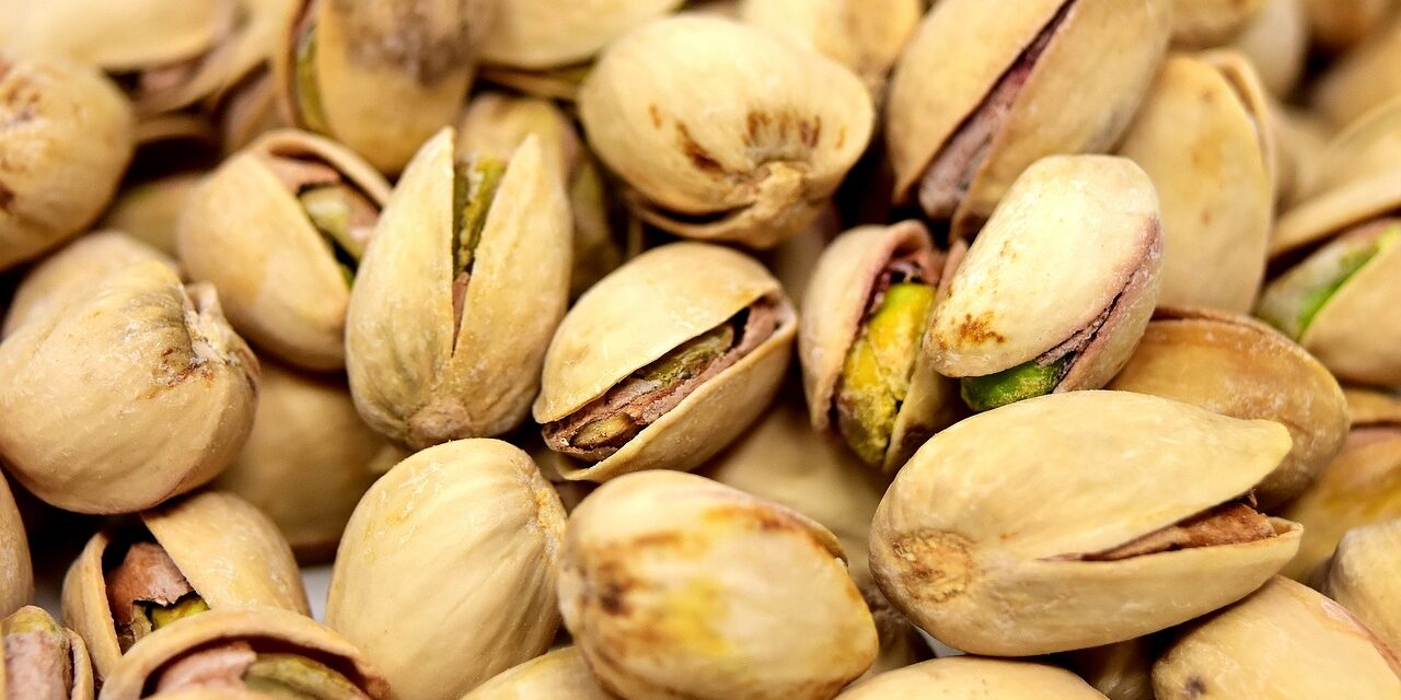 pistachios-3223610_1280