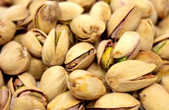 pistachios-3223610_1280